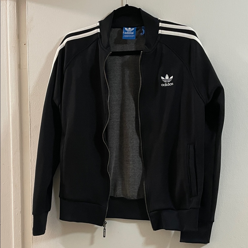 Adidas Medium jacket- men’s medium/women’s large